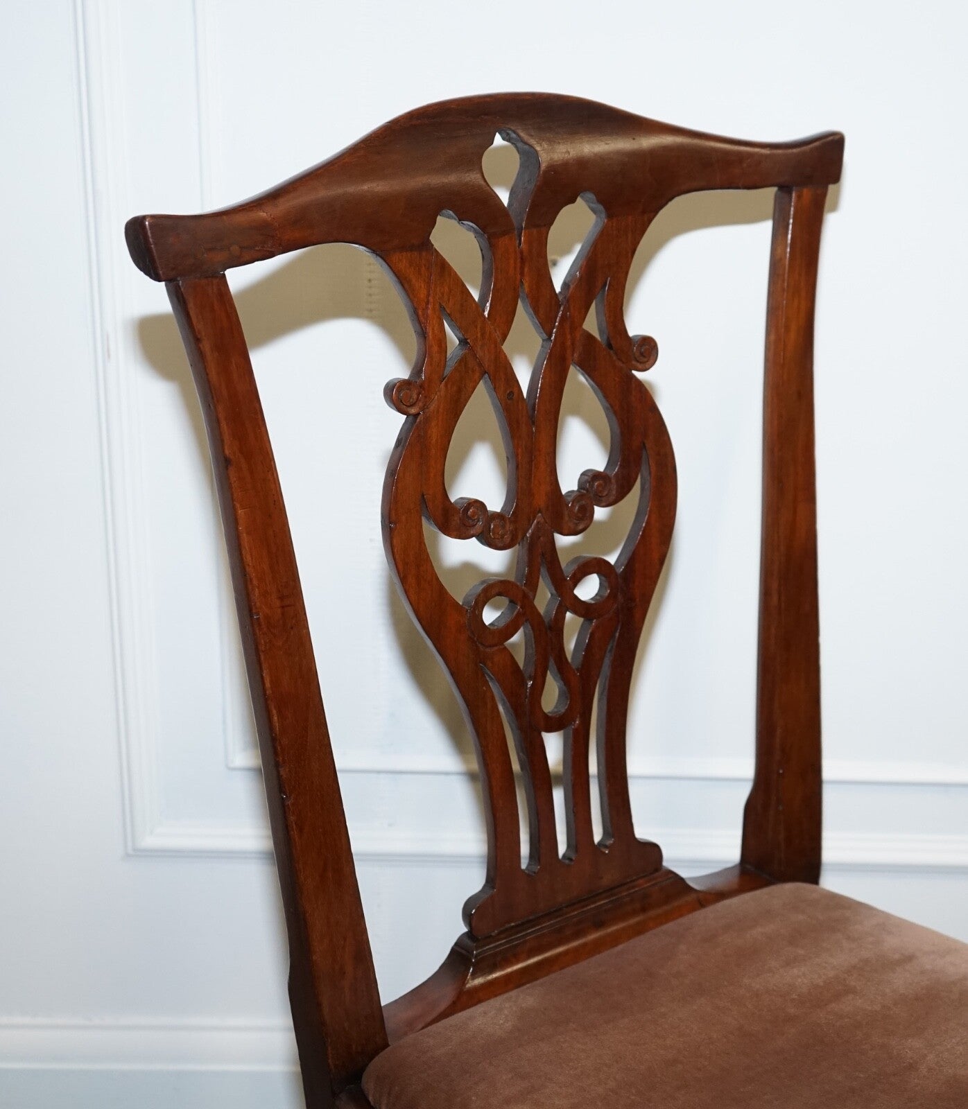 LOVELY CHIPPENDALE STYLE SET OF 6 DINING CHAIRS H FRAME