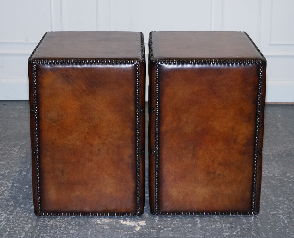 LUXURY PAIR OF RESTORED HAND DYED LEATHER MILITARY CAMPAIGN BEDSIDE NIGHTSTANDS