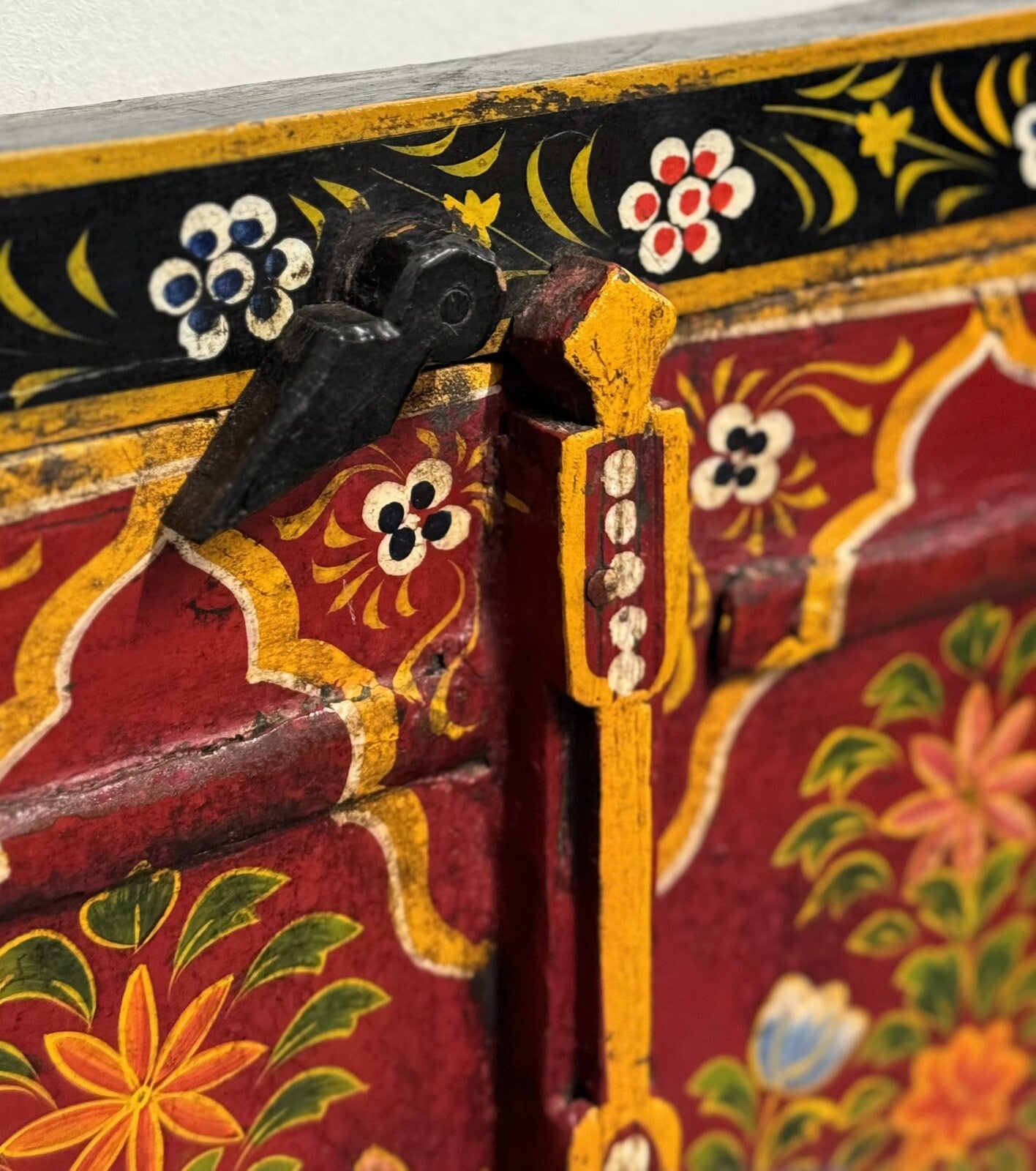 OLD INDiAN PAINTED WOOD WINDOW FRAME FLOWER AND VASE