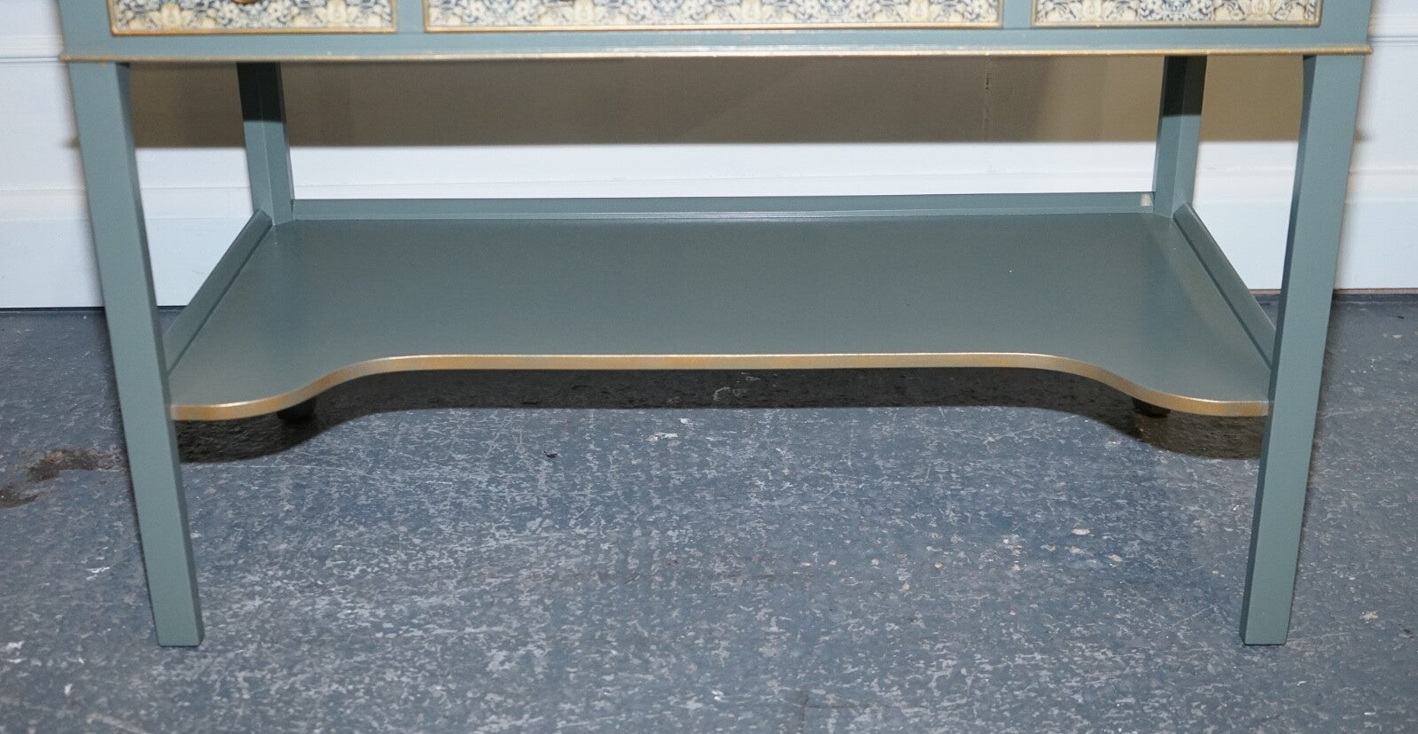EUCALYPTUS GREEN & GOLD CONSOLE TABLE SIDEBOARD STRAWBERRY THIEF WILLIAM MORRIS