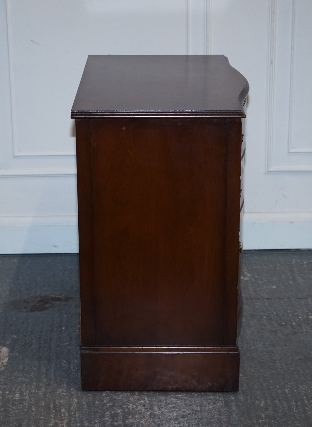 LATE 20TH CENTURY BURR WALNUT CHEST OF DRAWERS WITH BRASS HANDLES