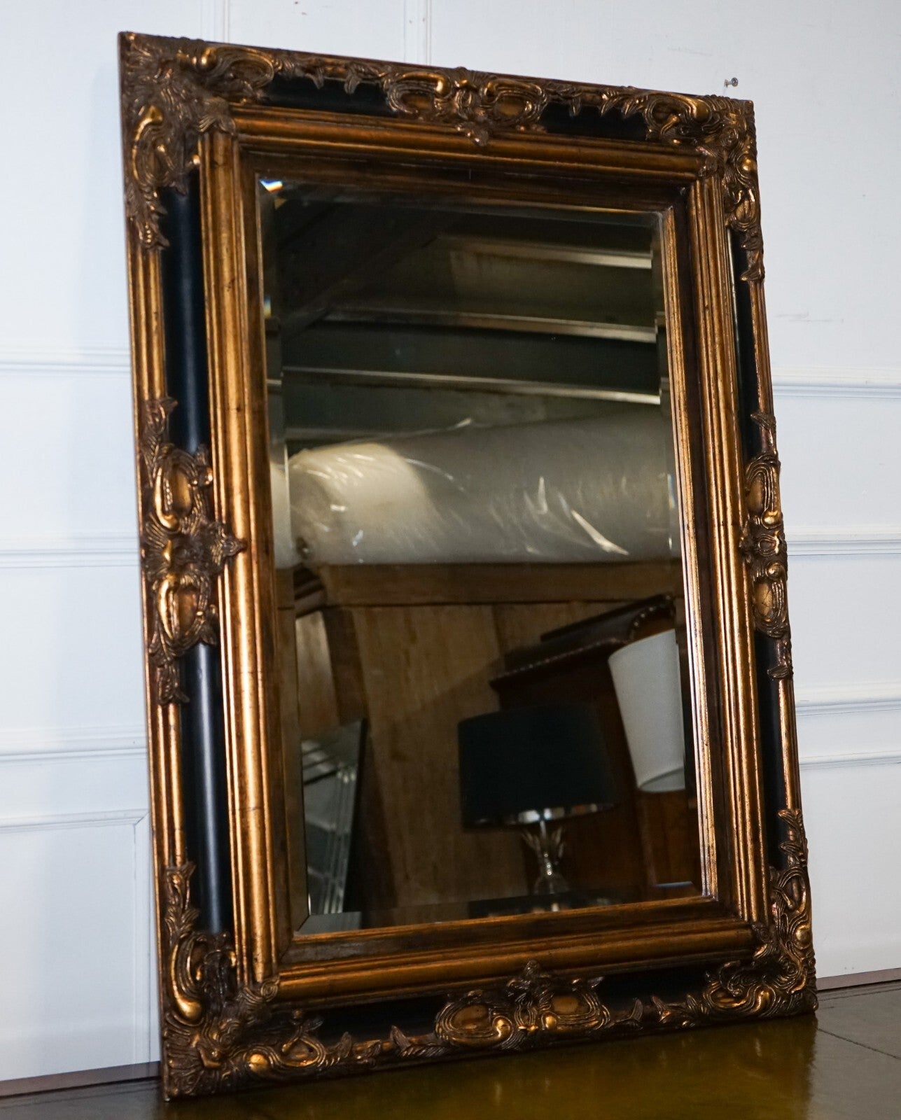 STUNNING VICTORiAN BLACK & GOLD CARVED FRAME BEVELLED MIRROR