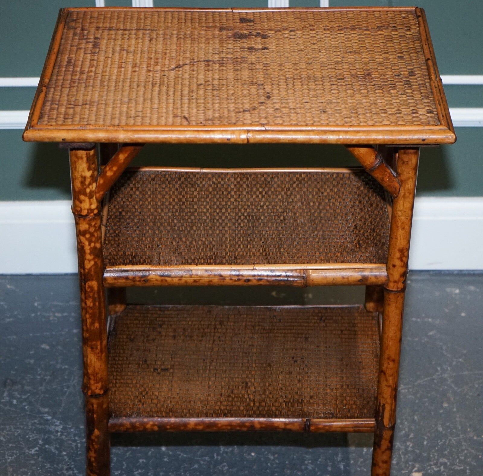 ANTIQUE ENGLISH BURNT BAMBOO THREE TIER SIDE END LAMP TABLE