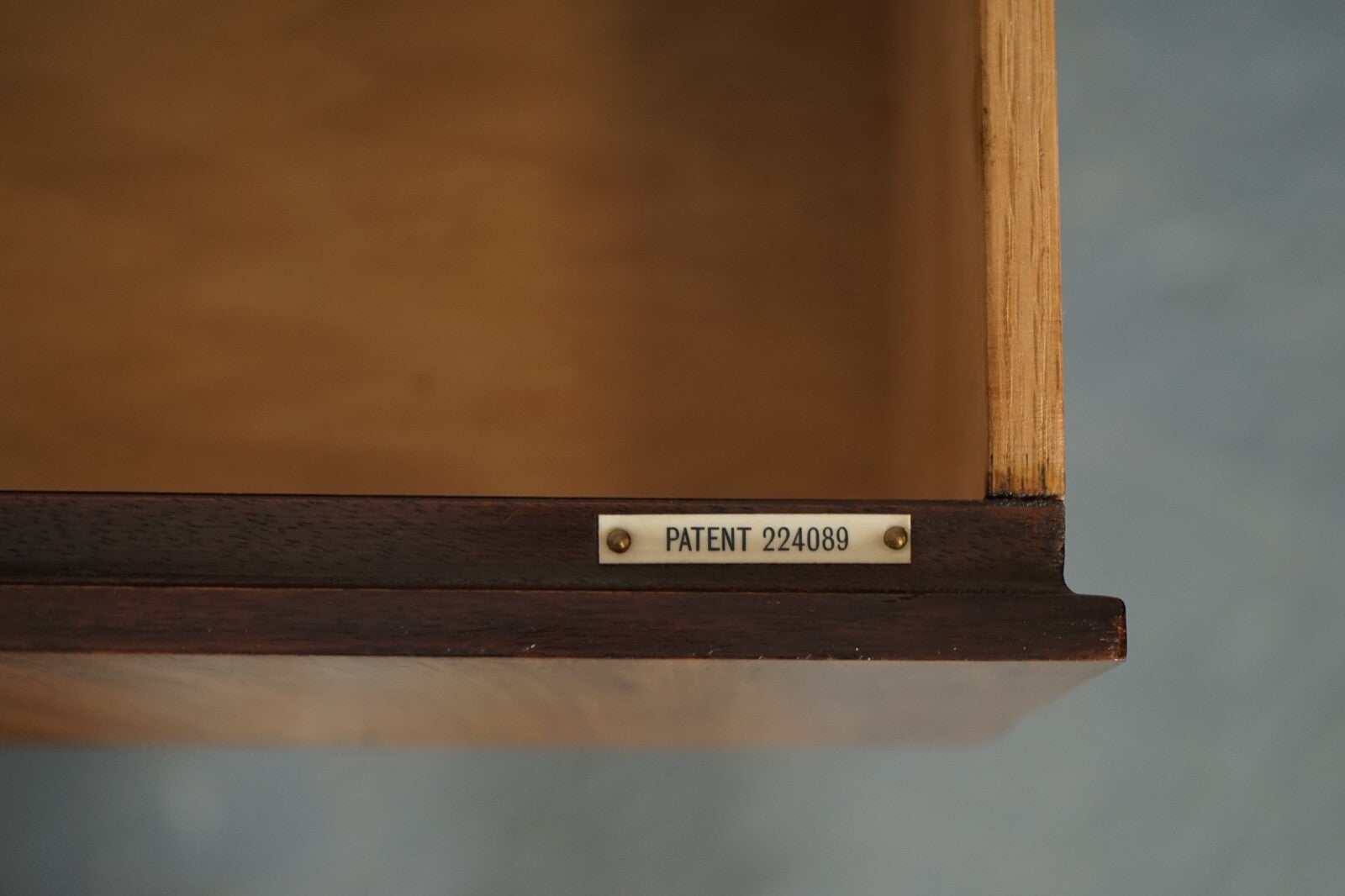 CIRCA 1930'S STAMPED WARING & GILLOW LTD CHEST OF DRAWERS SIDEBOARD
