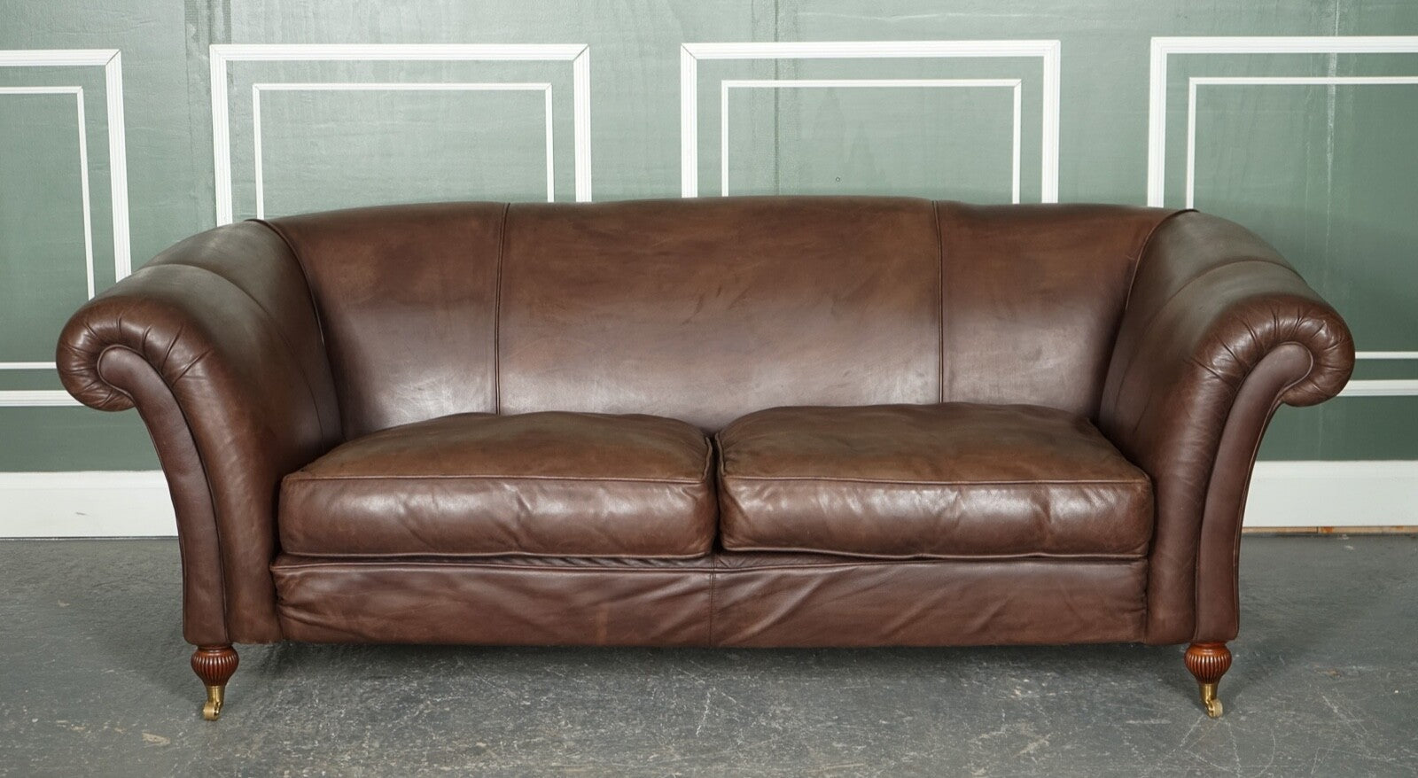 STUNNING MADE TO ORDER LARGE HERITAGE BROWN LEATHER 2 TO 3 SEATER SOFA