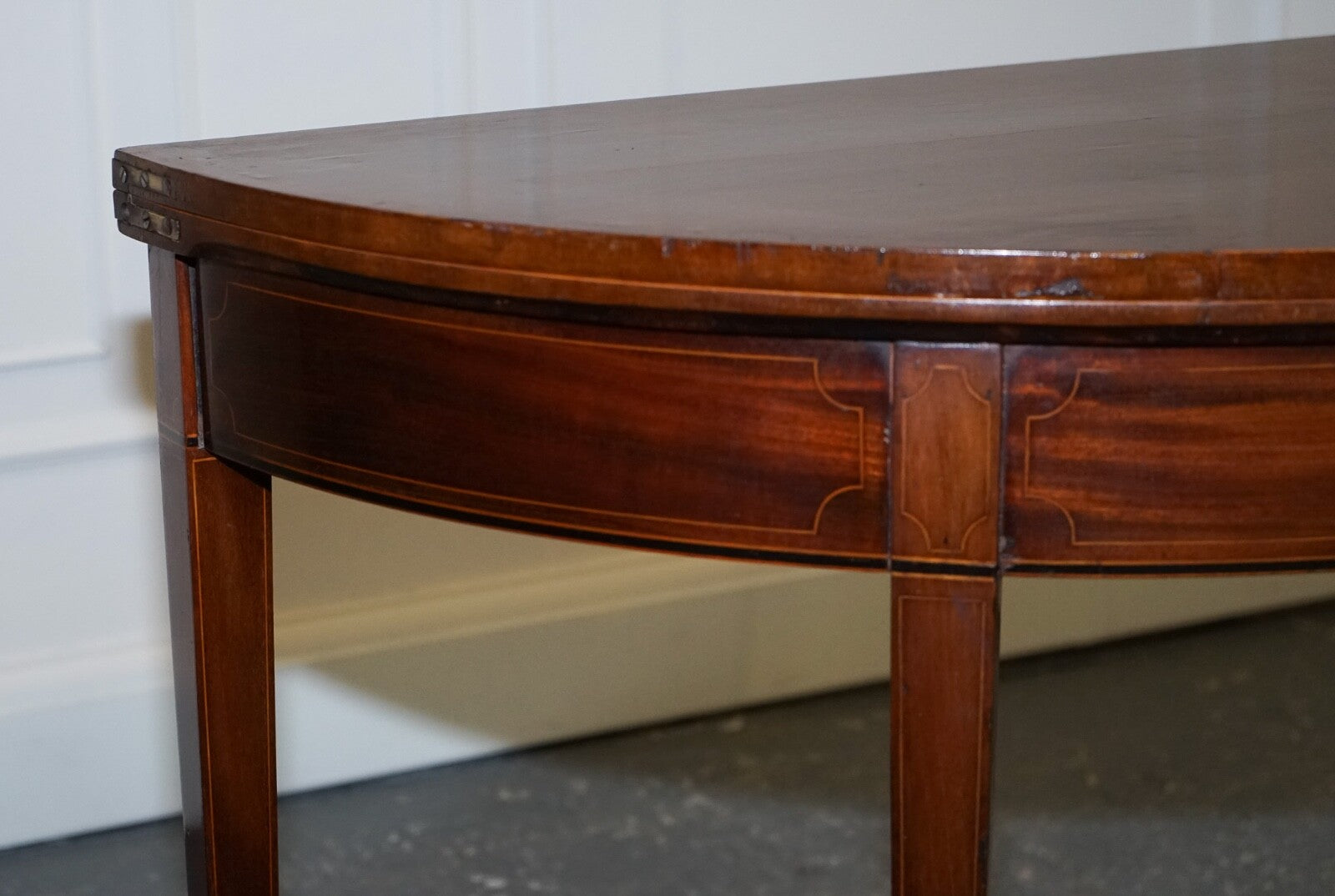 FINE ANTIQUE CIRCA 1890 CONSOLE GAMES DEMI LUNE HALLWAY CARD TABLE UNFOLDS