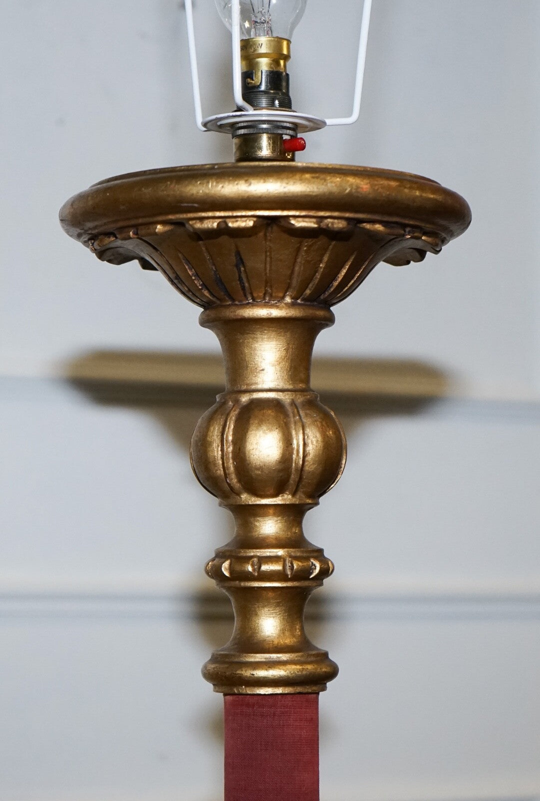 CIRCA 1940 ITALIAN RED FABRIC AND GILT FLOOR STANDING LAMP WITH ORIGINAL SHADE