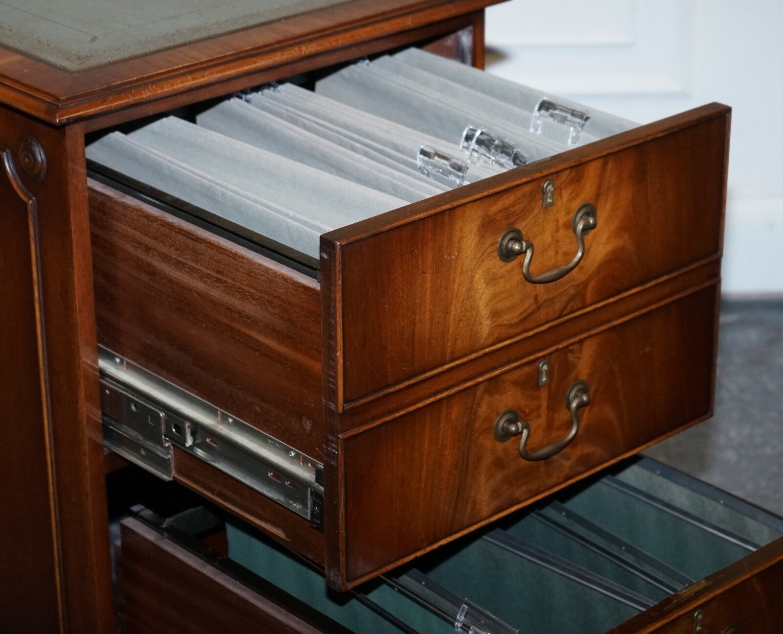 BEVAN FUNNELL FILLING CABINET RARE SAGE BLUE LEATHER VARIOUS SIZE FOLDERS