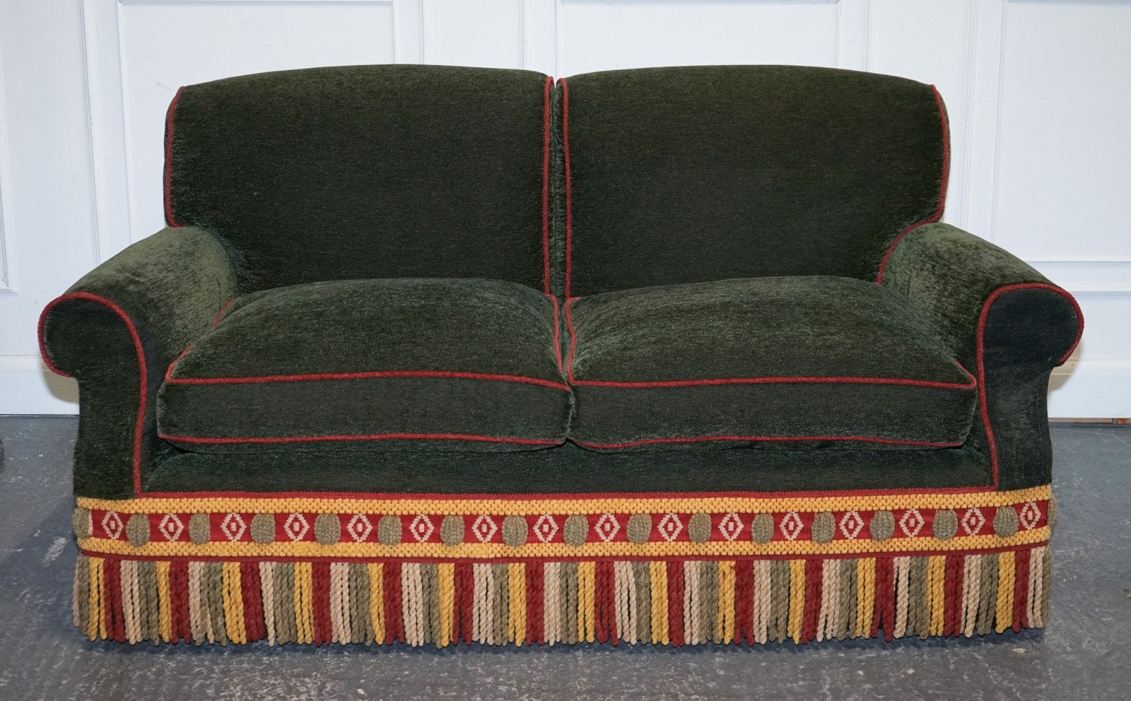 PETER DUDGEON BRITISH HANDMADE GREEN FABRIC HOWARD STYLE 2 SEATER SOFA RRP£10000