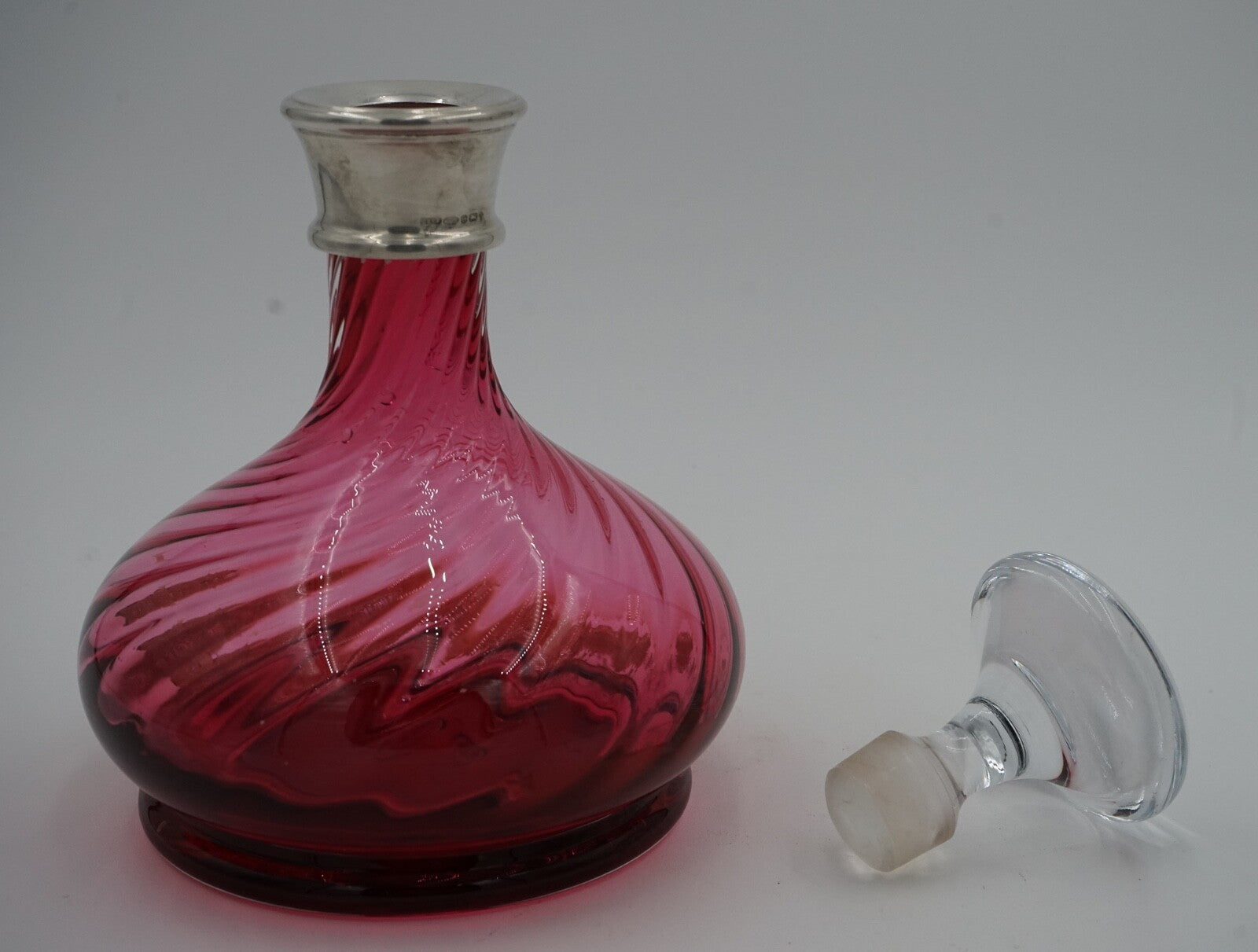 SILVER COLLARED HAND BLOWN CRANBERRY CRYSTAL DECANTER HARDWICKE COLLECTION