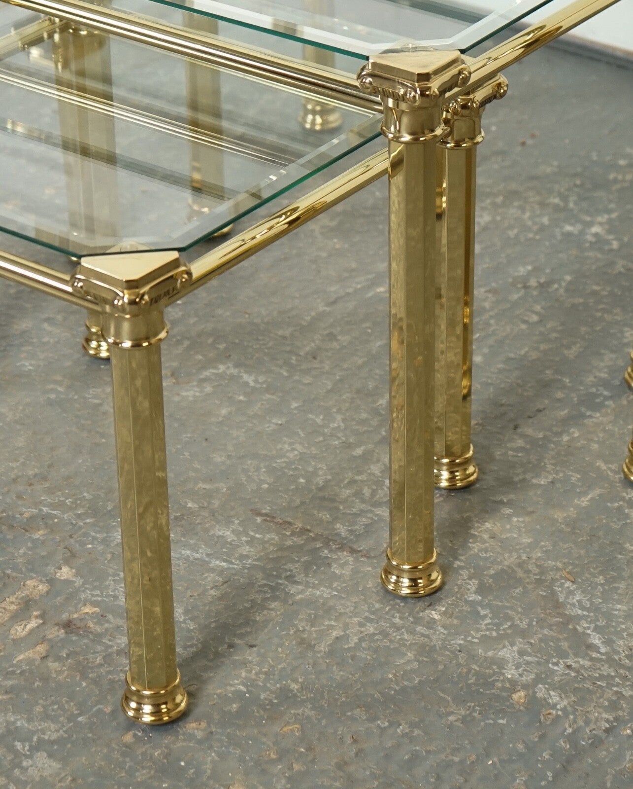 SET OF 1970'S HOLLYWOOD REGENCY GOLDEN BRASS GLASS NEST OF TABLES SIDE TABLE  J1