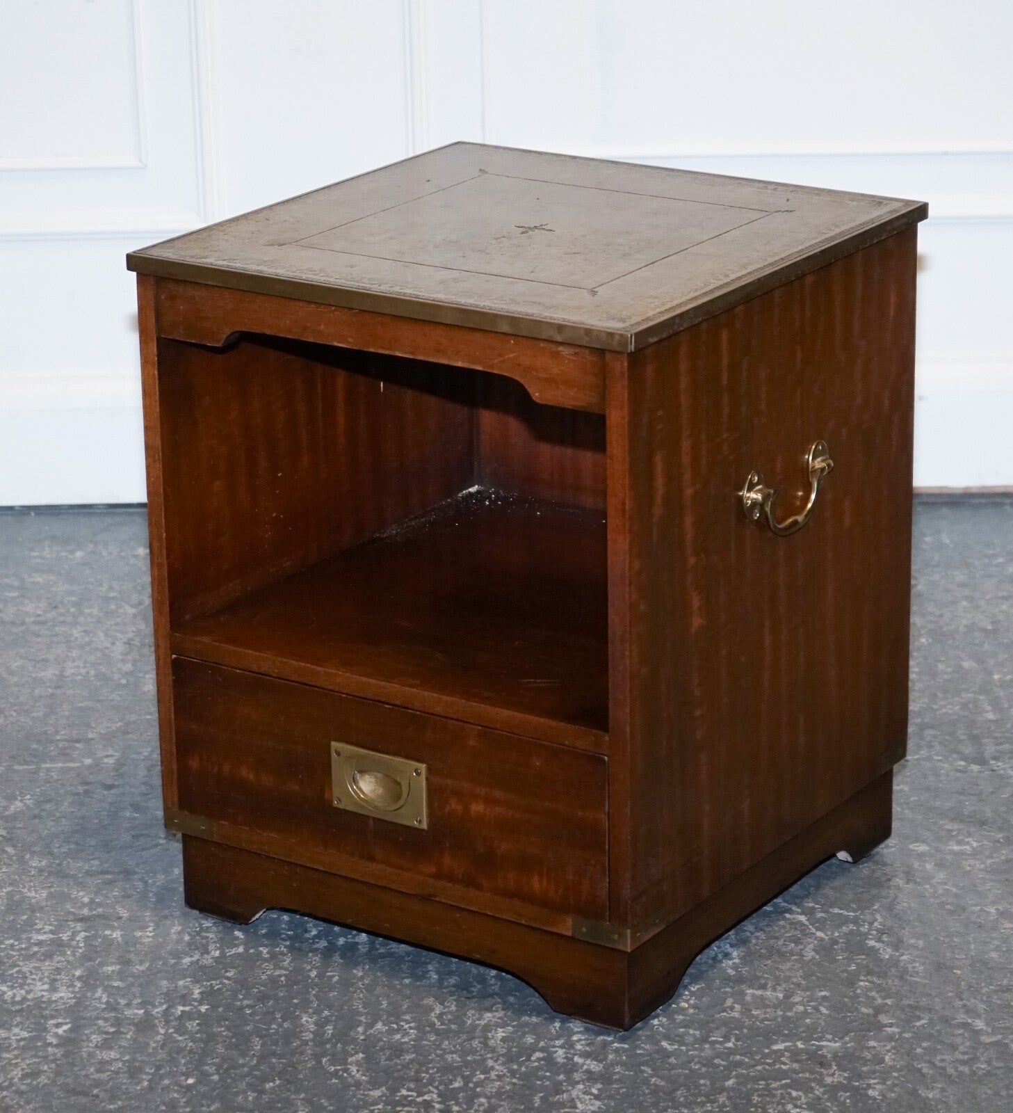 VINTAGE BEVAN FUNELL MILITARY CAMPAIGN BEDSIDE TABLE NIGHTSTAND LEATHER TOP
