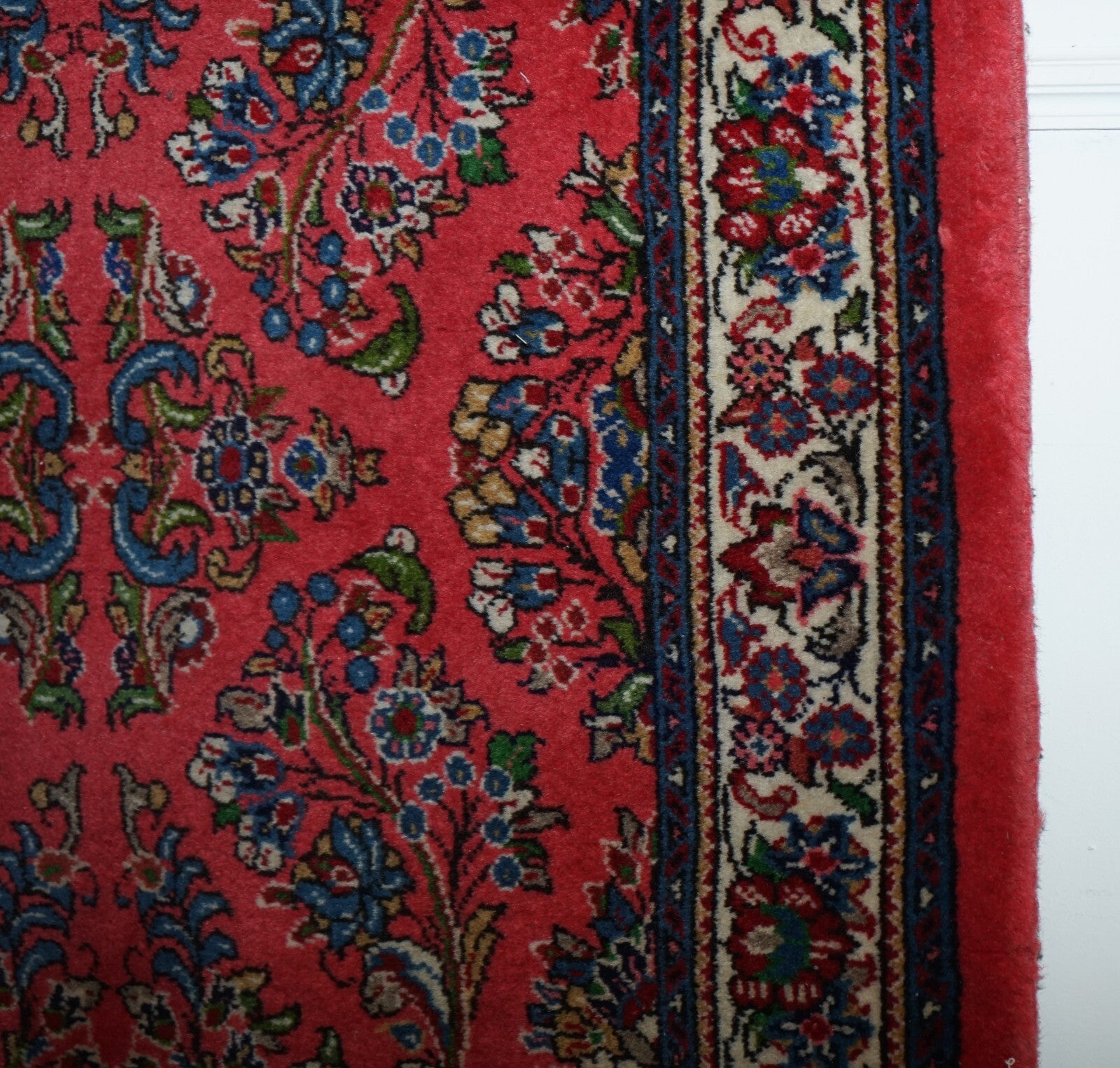 BEAUTIFUL VINTAGE  RED TURKISH CARPET HALLWAY RUNNER