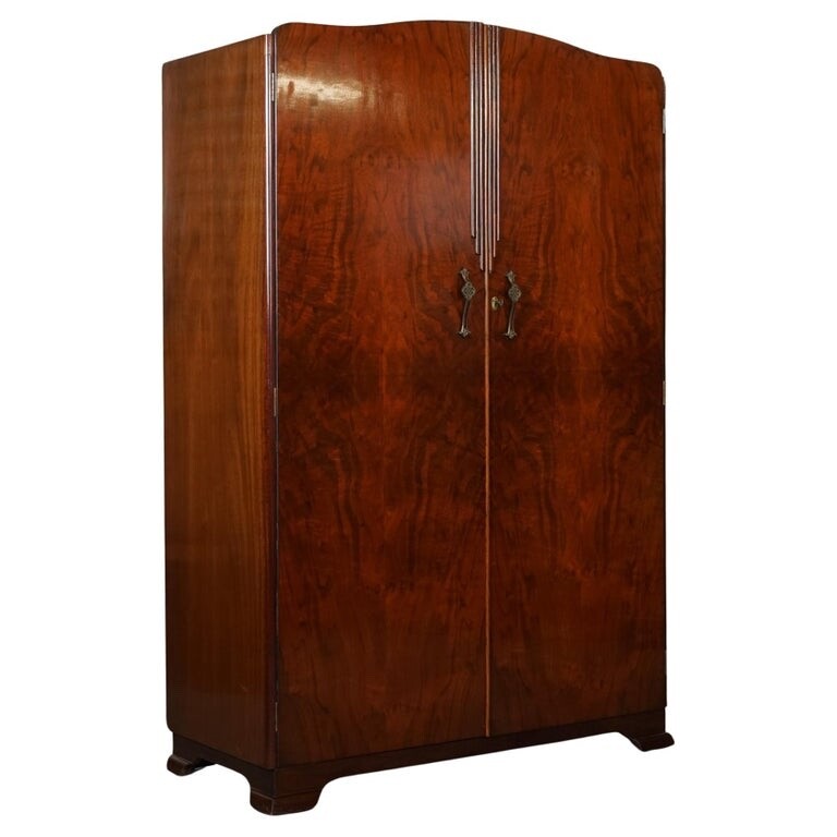LOVELY VINTAGE ART DECO MAHOGANY WARDROBE J1