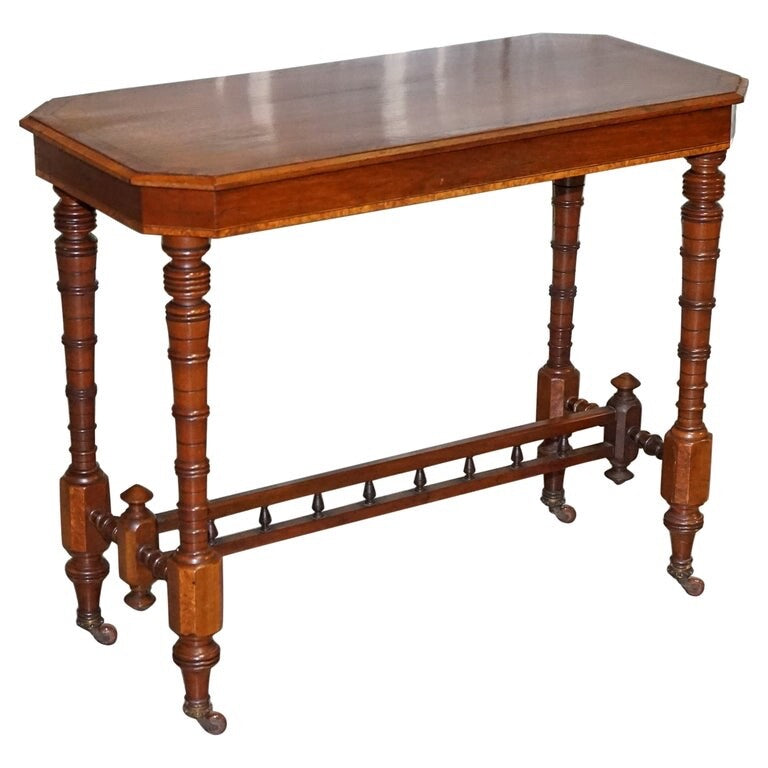RESTORED VICTORiAN CARVED WALNUT WHATNOT CONSOLE TABLE