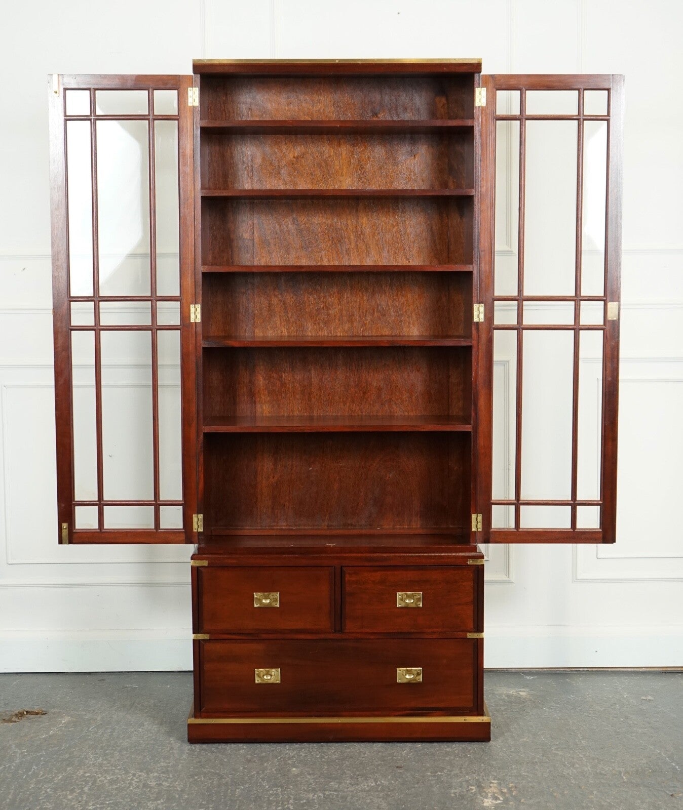 VINTAGE MILITARY CAMPAIGN BOOKCASE DISPLAY CABINET BRASS FITTINGS