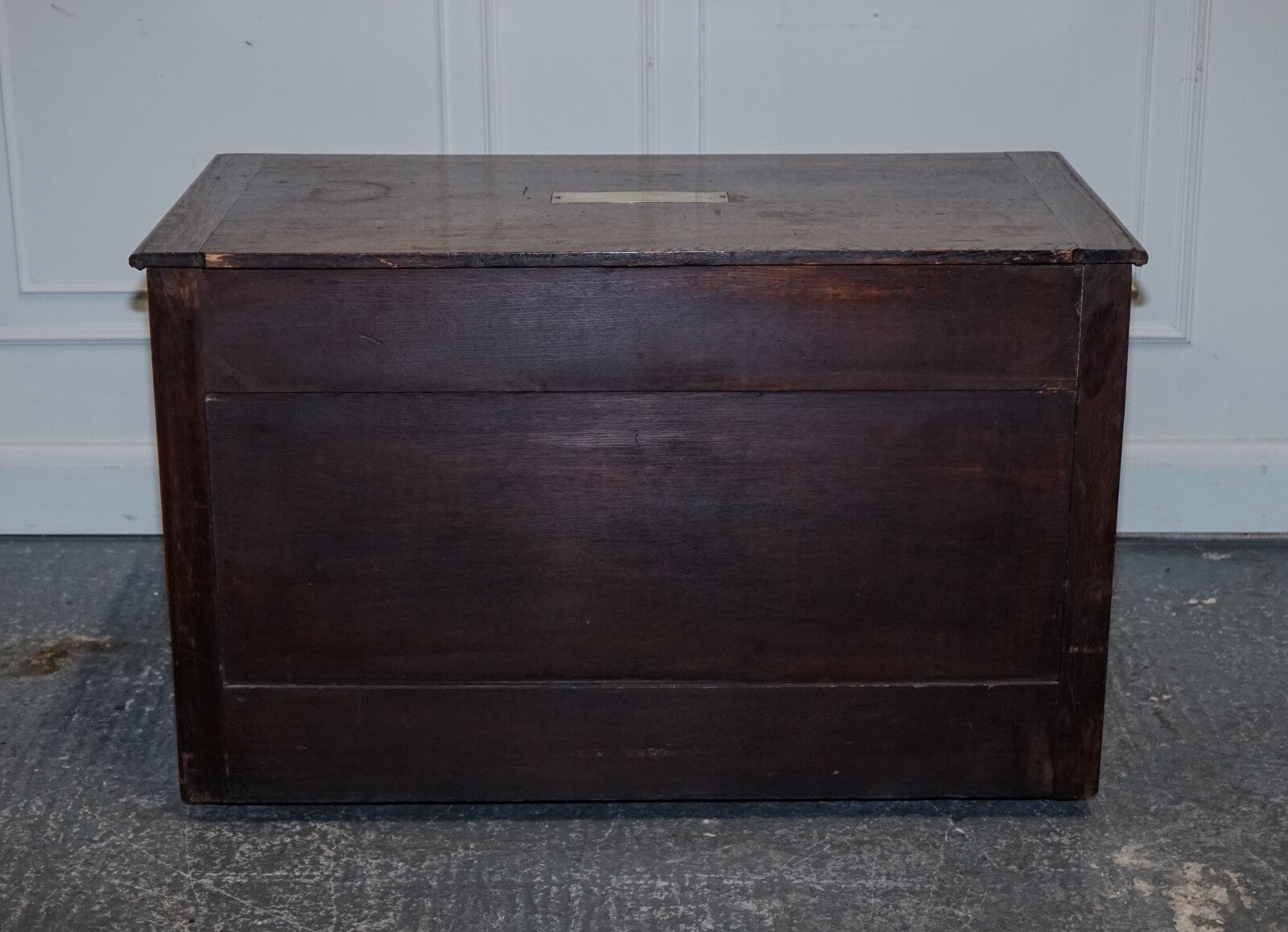 LARGE RARE  VICTORIAN ANTIQUE MILITARY CAMPAIGN SPECIMEN TRUNK OR LETTERS TRUNK