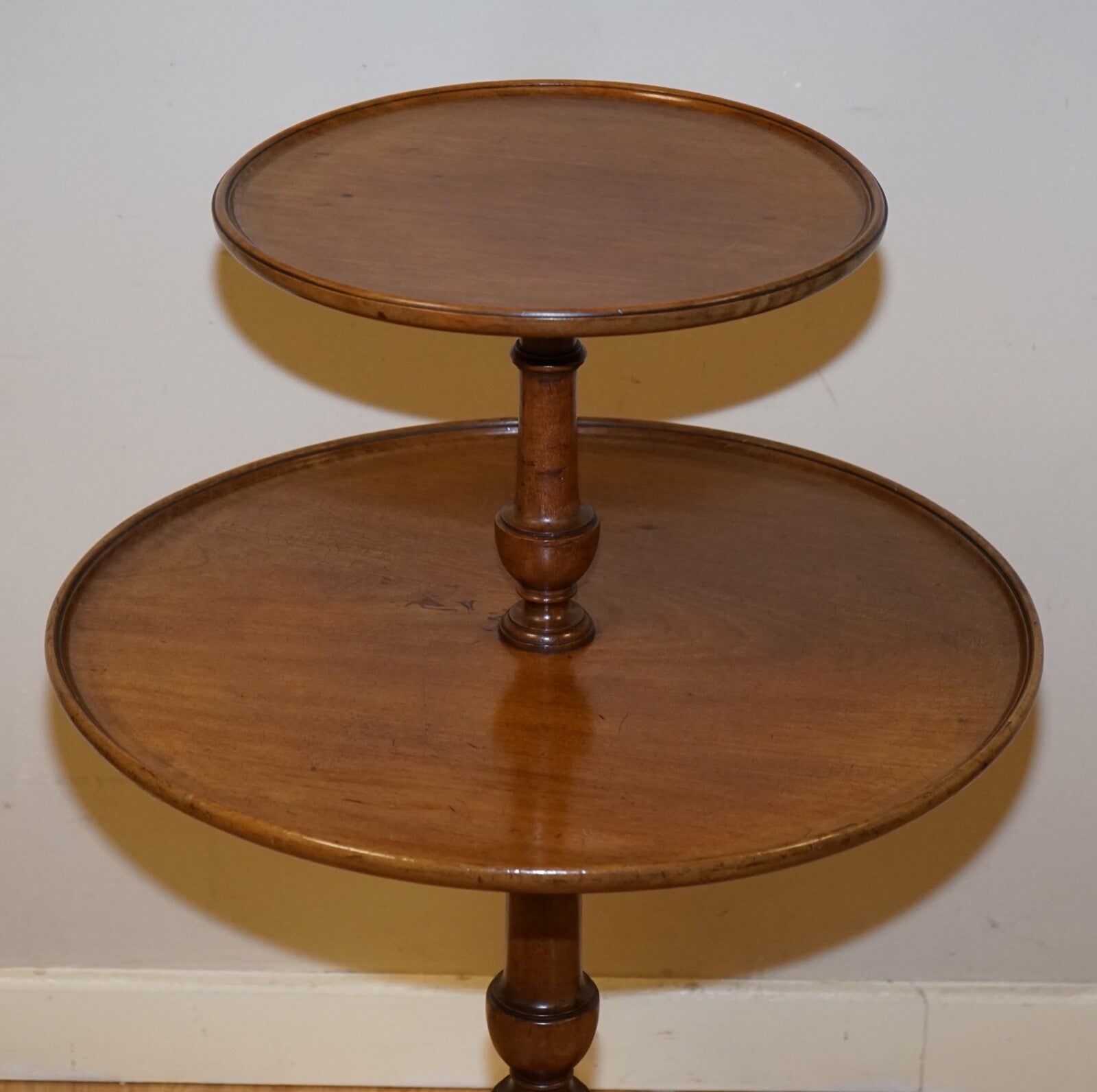 LARGE VICTORIAN CIRCA 1880 MAHOGANY QUEEN ANNE CIRCULAR 2 TIER DUMBWAITER TABLE