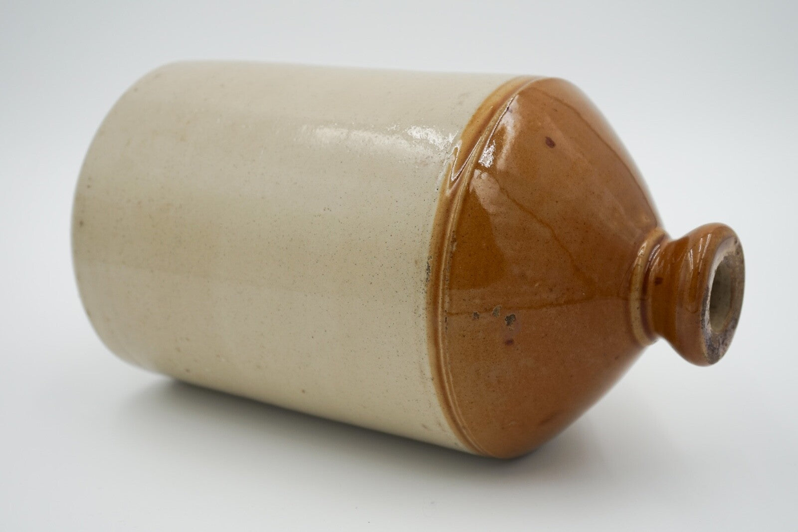 DECORATIVE ENGLISH ANTIQUE STONEWARE JUG FLOWER VASE