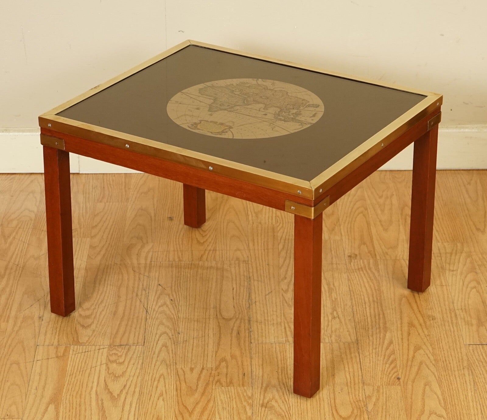 STUNNING COFFEE & SIDE TABLE NEST OF TABLES MILITARY CAMPAIGN WITH WORLD MAPS
