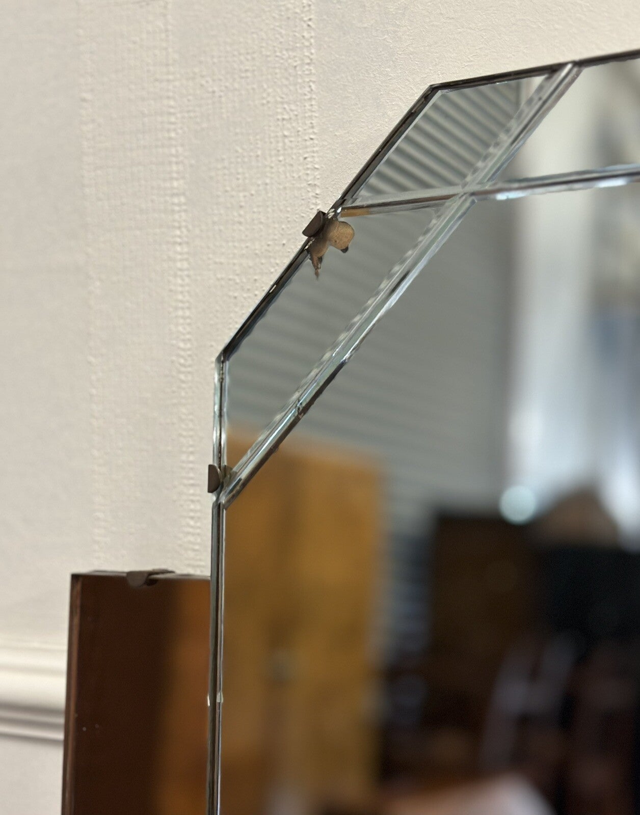 LARGE DECORATIVE 1920s ART DECO PEACH GLASS FLOWER PETAL MIRROR