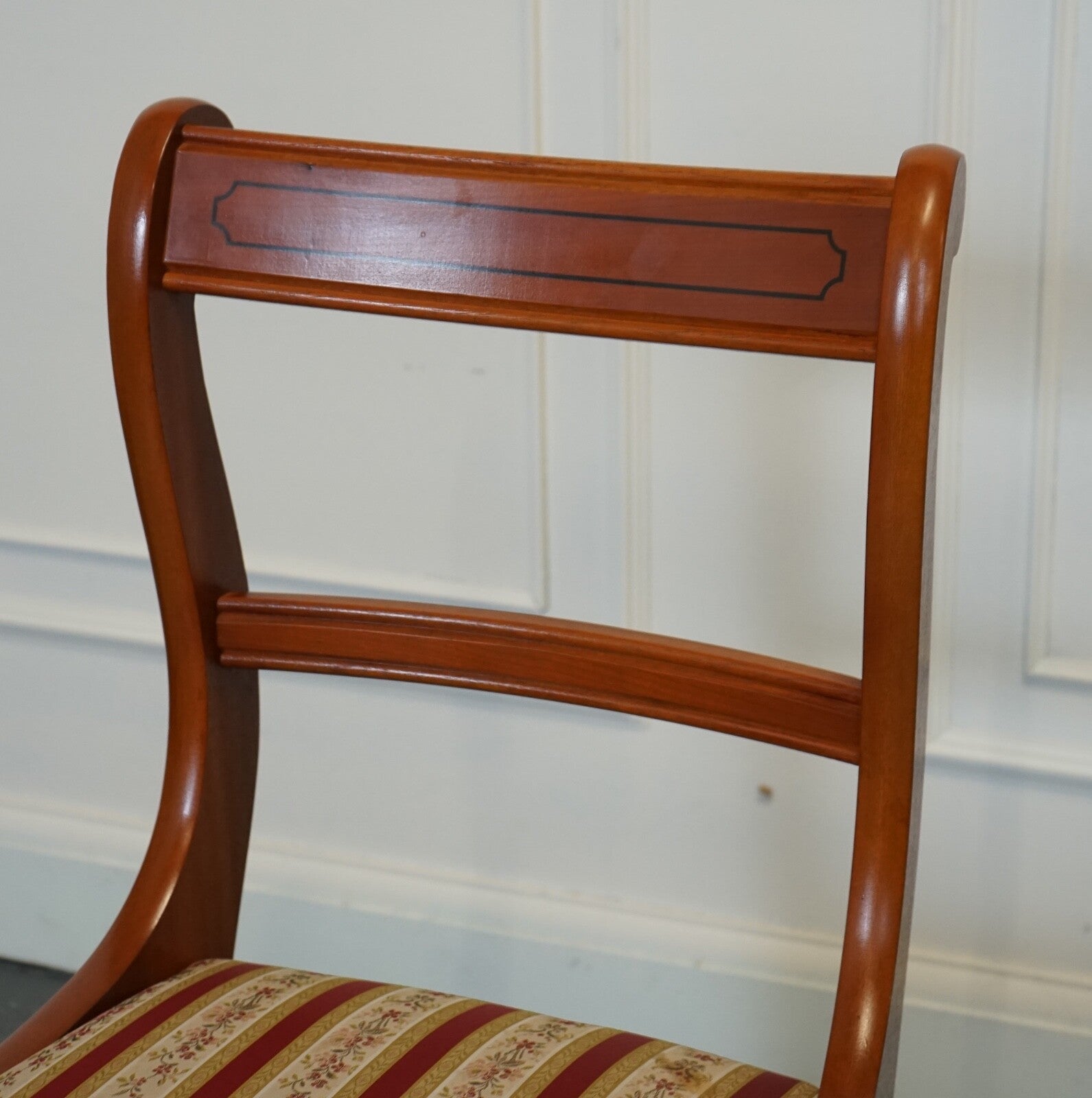 VINTAGE SET OF 8 YEW WOOD DINING CHAIRS J1