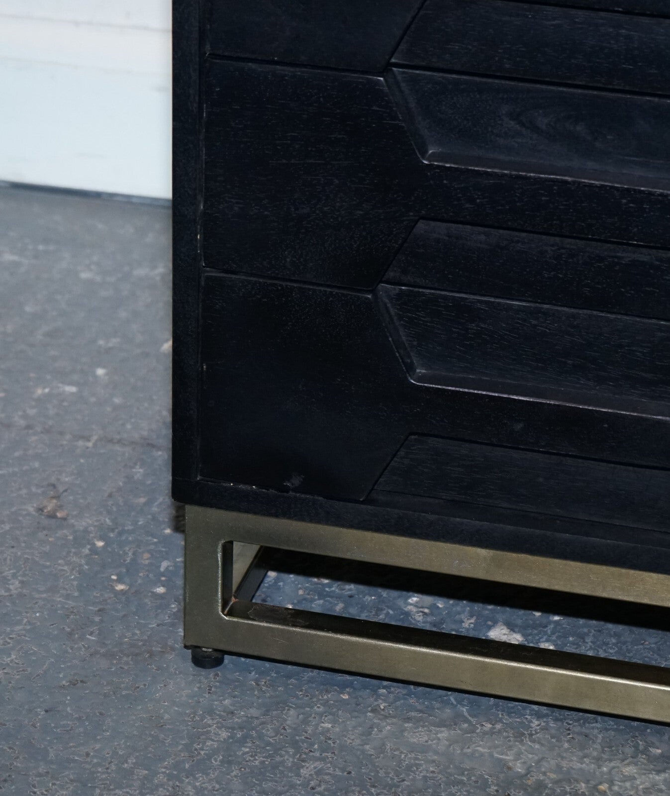 EX SHOWROOM ATKING AND THYME HEX BLACK AND GOLD BEDSIDE TABLE