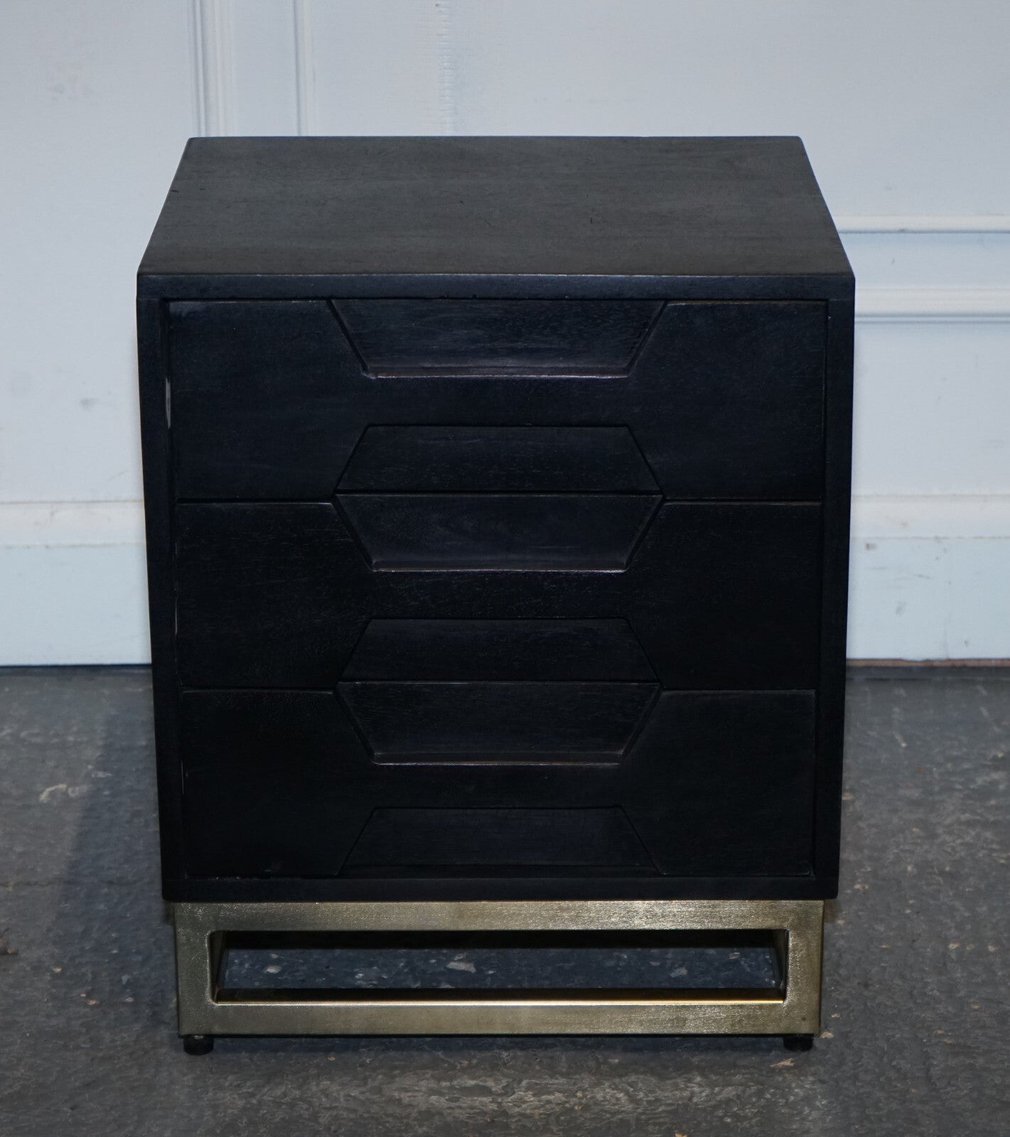 EX SHOWROOM ATKING AND THYME HEX BLACK AND GOLD BEDSIDE TABLE