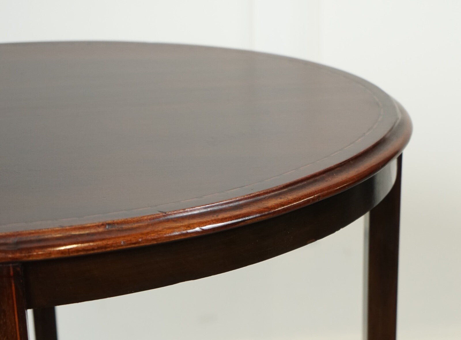 LOVELY ANTIQUE OVAL HARDWOOD SIDE PLANT TABLE J1