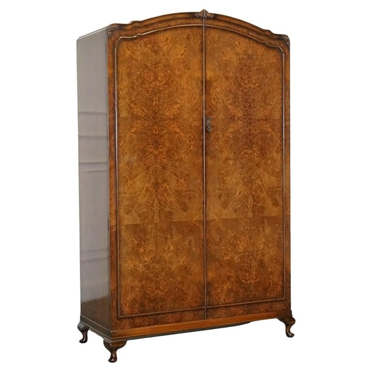 GORGEOUS ART DECO BURR WALNUT DOUBLE WARDROBE WITH MiRROR