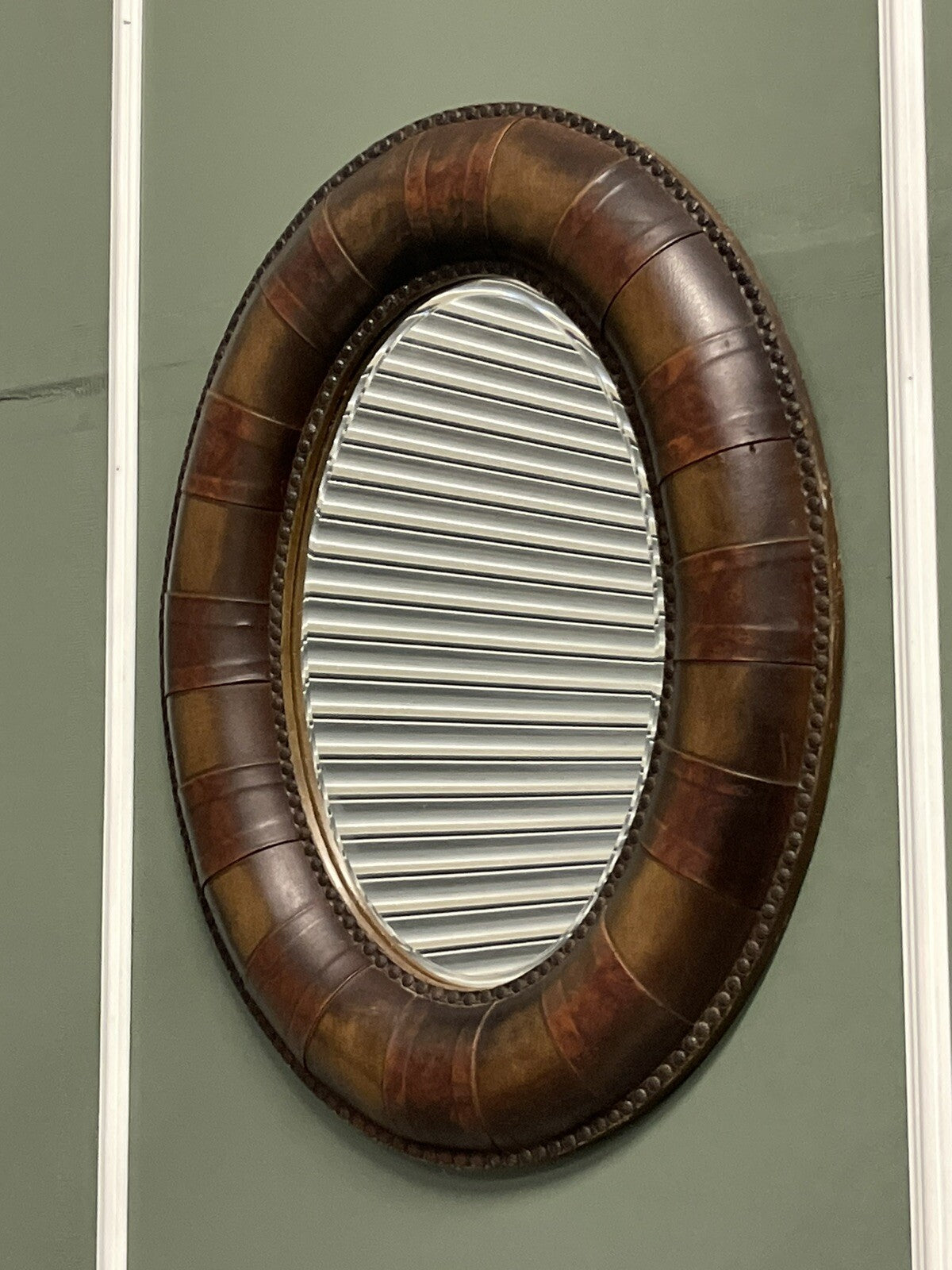 STUNNING VERY DECORATIVE OVAL BROWN STUDDED LEATHER CUSHION WALL MIRROR