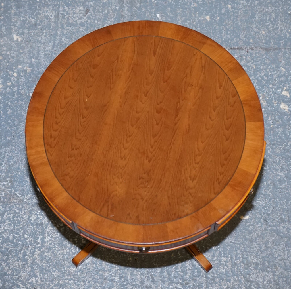 VINTAGE YEW WOOD CIRCULAR DRUM END SiDE LAMP TABLE