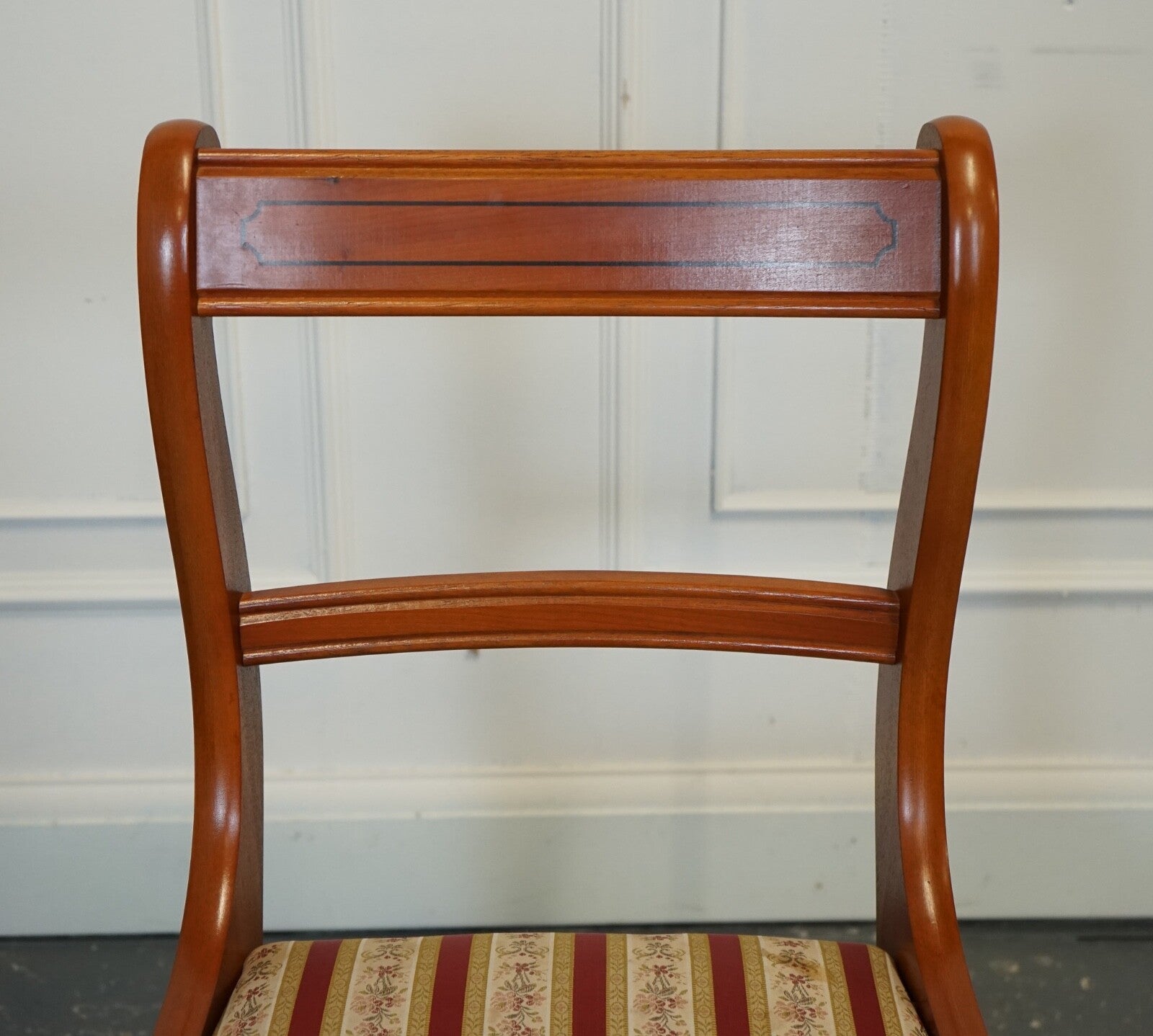 VINTAGE SET OF 8 YEW WOOD DINING CHAIRS J1