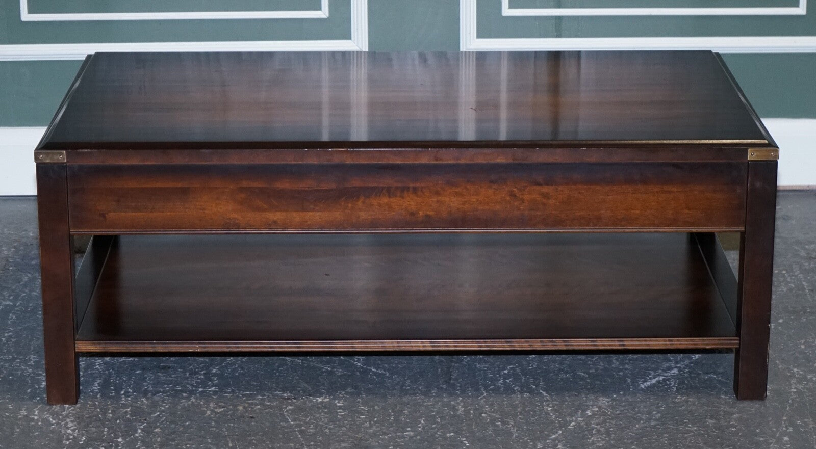 STUNNING VINTAGE MILITARY CAMPAIGN MAHOGANY & BRASS COFFEE TABLE