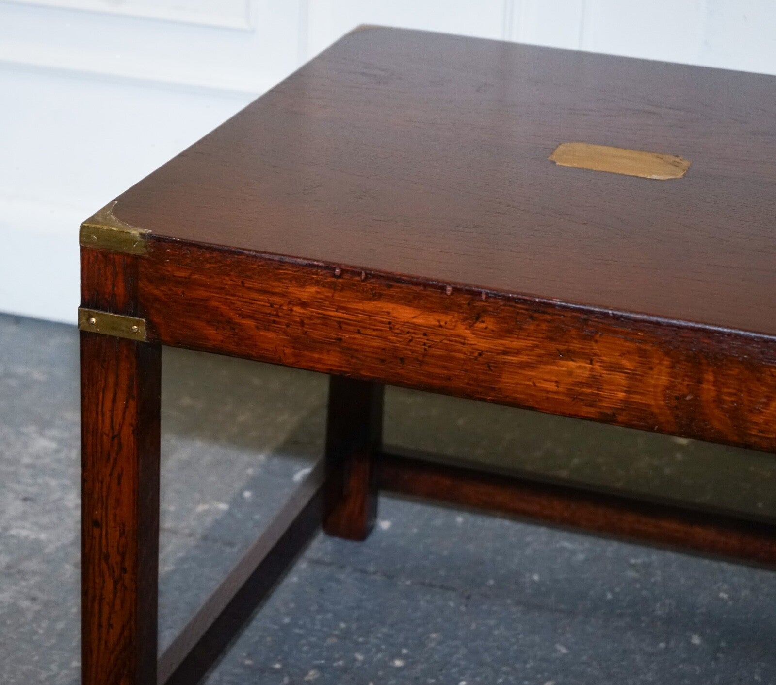 VINTAGE REH KENNEDY MILITARY CAMPAIGN SIDE END LAMP TABLE