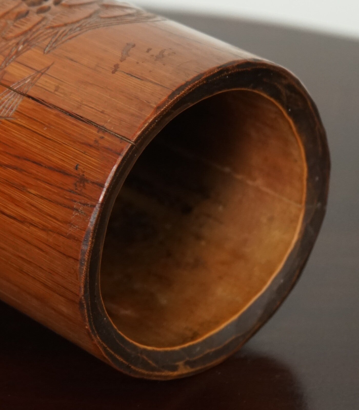 OLD CHINESE BAMBOO BRUSH POT DRIED FLOWER VASE