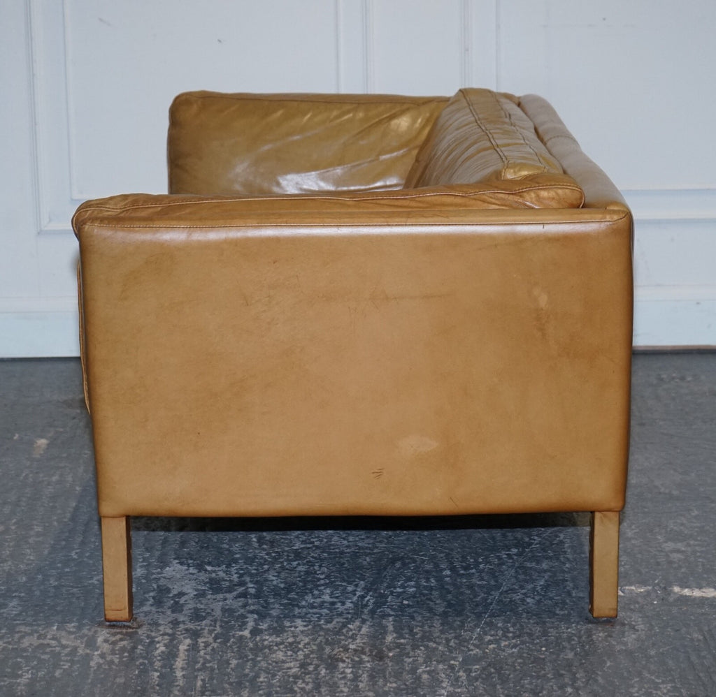 VERY COMFORTABLE CONTEMPORARY HALO GROUCHO BROWN TAN LEATHER TWO TO THREE SOFA